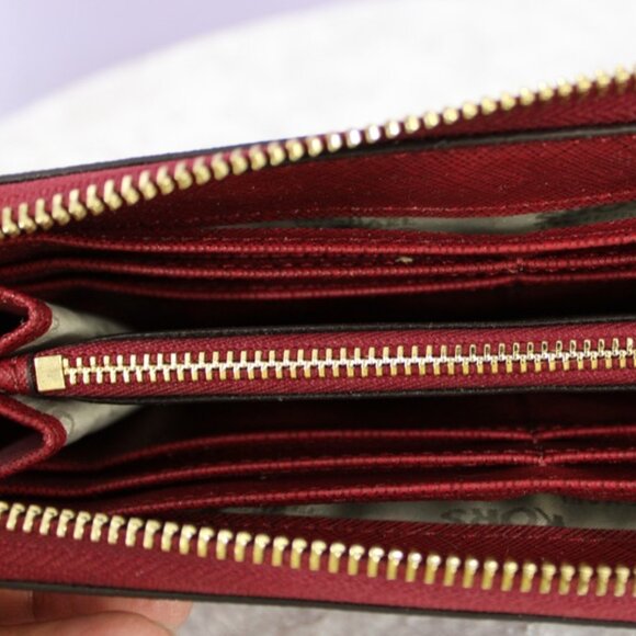 Michael Kors Jet Set Travel Tote & Wallet Set – Dark Red Saffiano Leather - Picture 15 of 17